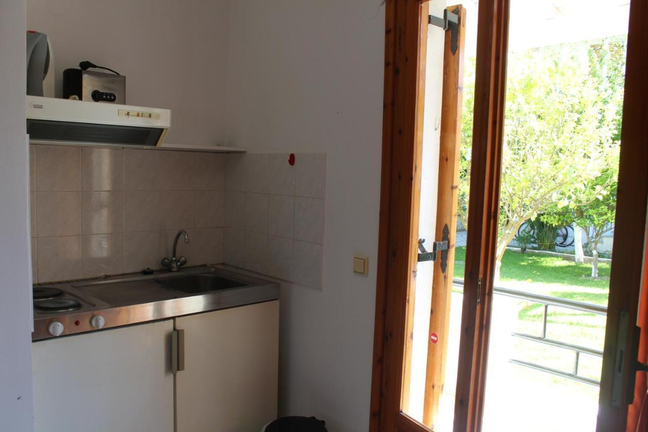 Sapfo Studios & Apartments Nydri  Extérieur photo