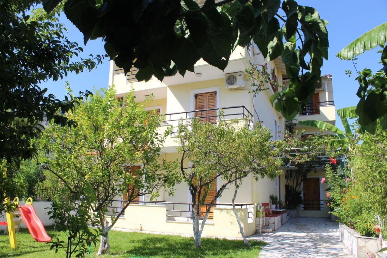 Sapfo Studios & Apartments Nydri  Extérieur photo