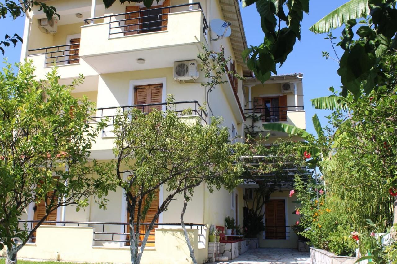 Sapfo Studios & Apartments Nydri  Extérieur photo